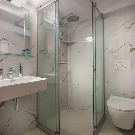 Petrino 3* Monemvasía