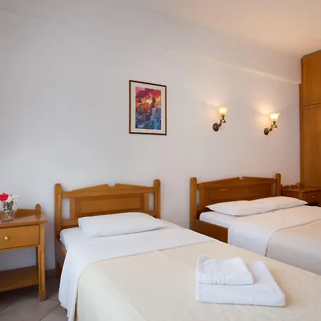 Petrino Penzion Monemvasía