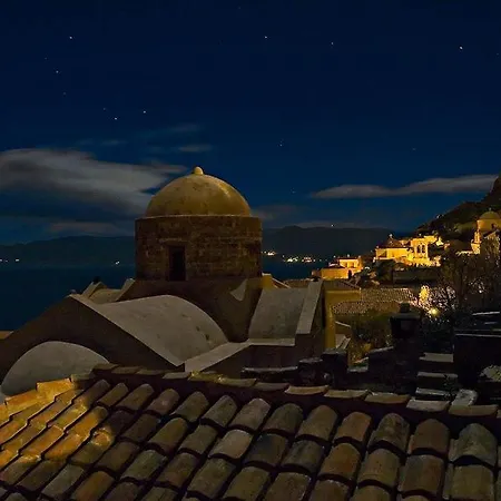 Petrino 3* Monemvasia