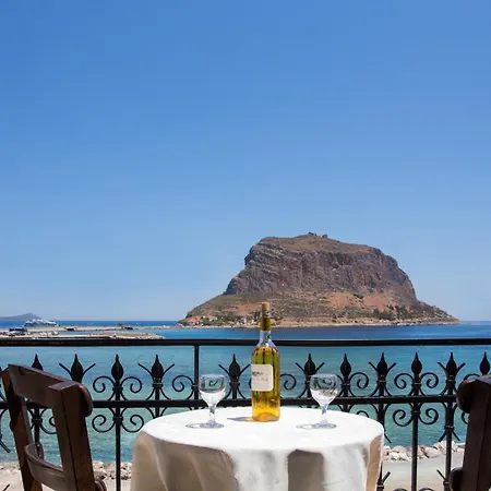 Petrino 3* Monemvasía