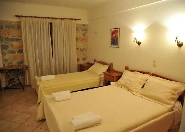 Petrino Konukevi Monemvasía